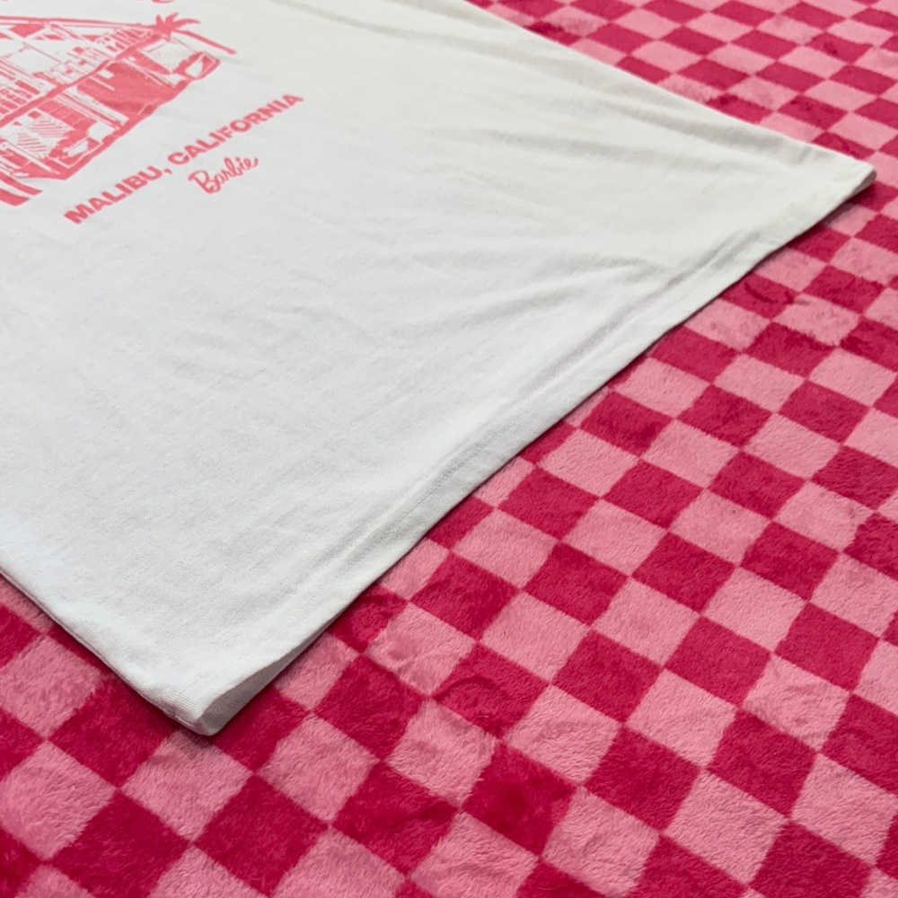 Barbie Women's White and Pink Dreamhouse Tee - Picture 4 of 6